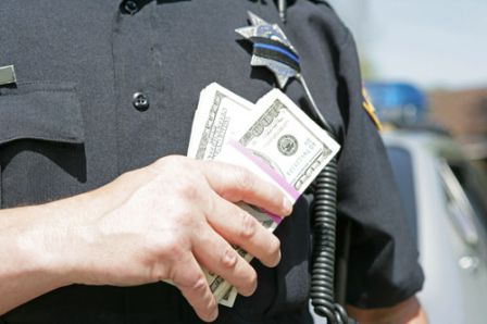 9 corrupt police departments